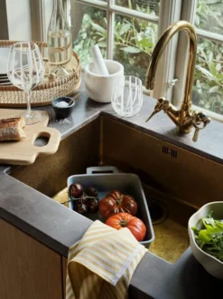 Broste Copenhagen Stripe Rotweinglas 65cl -Broste Copenhagen Verkäufe 577031 01 42 EnvironmentImage 0ffe797e47